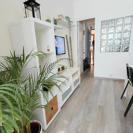 아파트 Sunny Corner